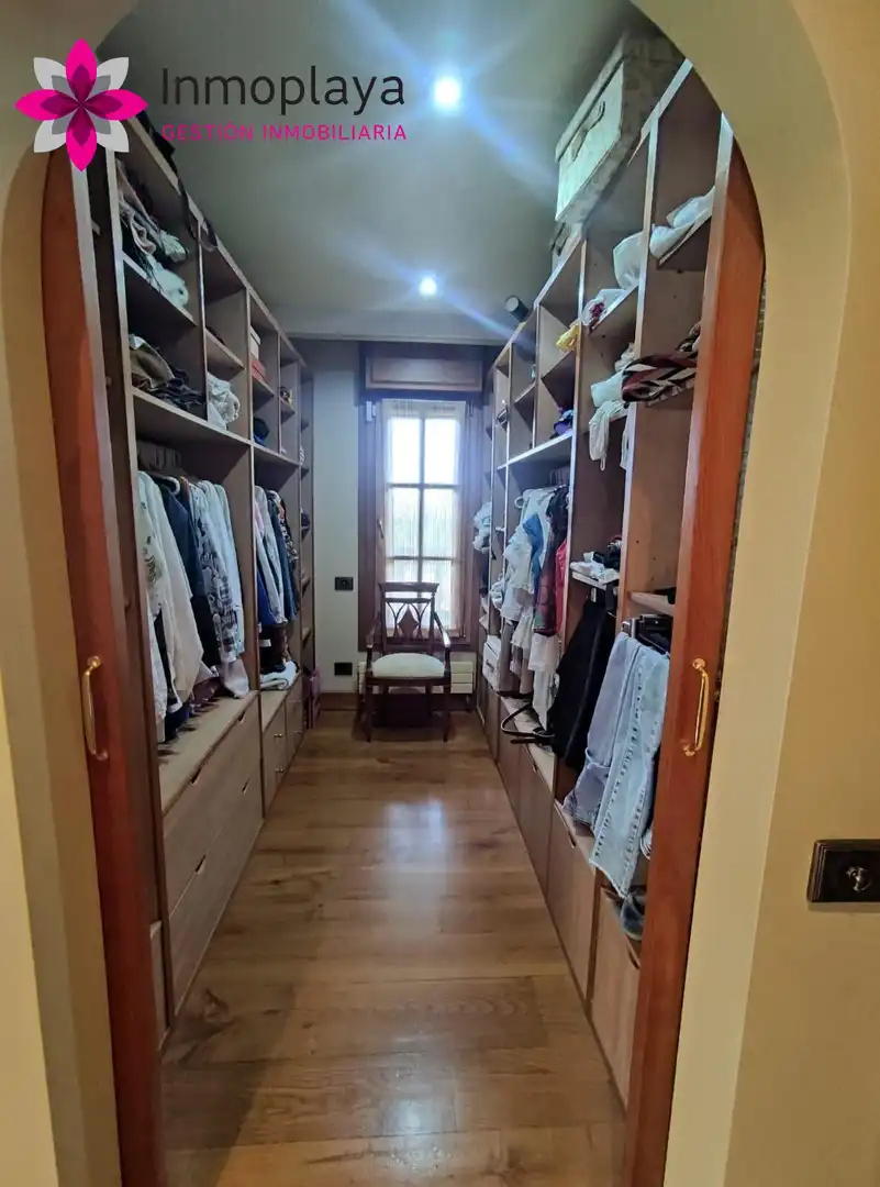Casa o chalet en venta en Noja con Jardín privado, Terraza y Trastero