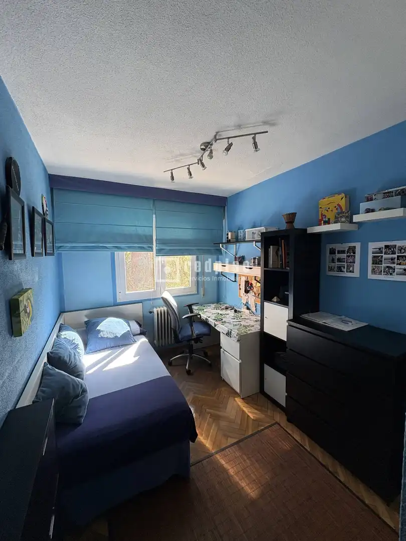 Habitación de Piso en venta en Madrid con Terraza