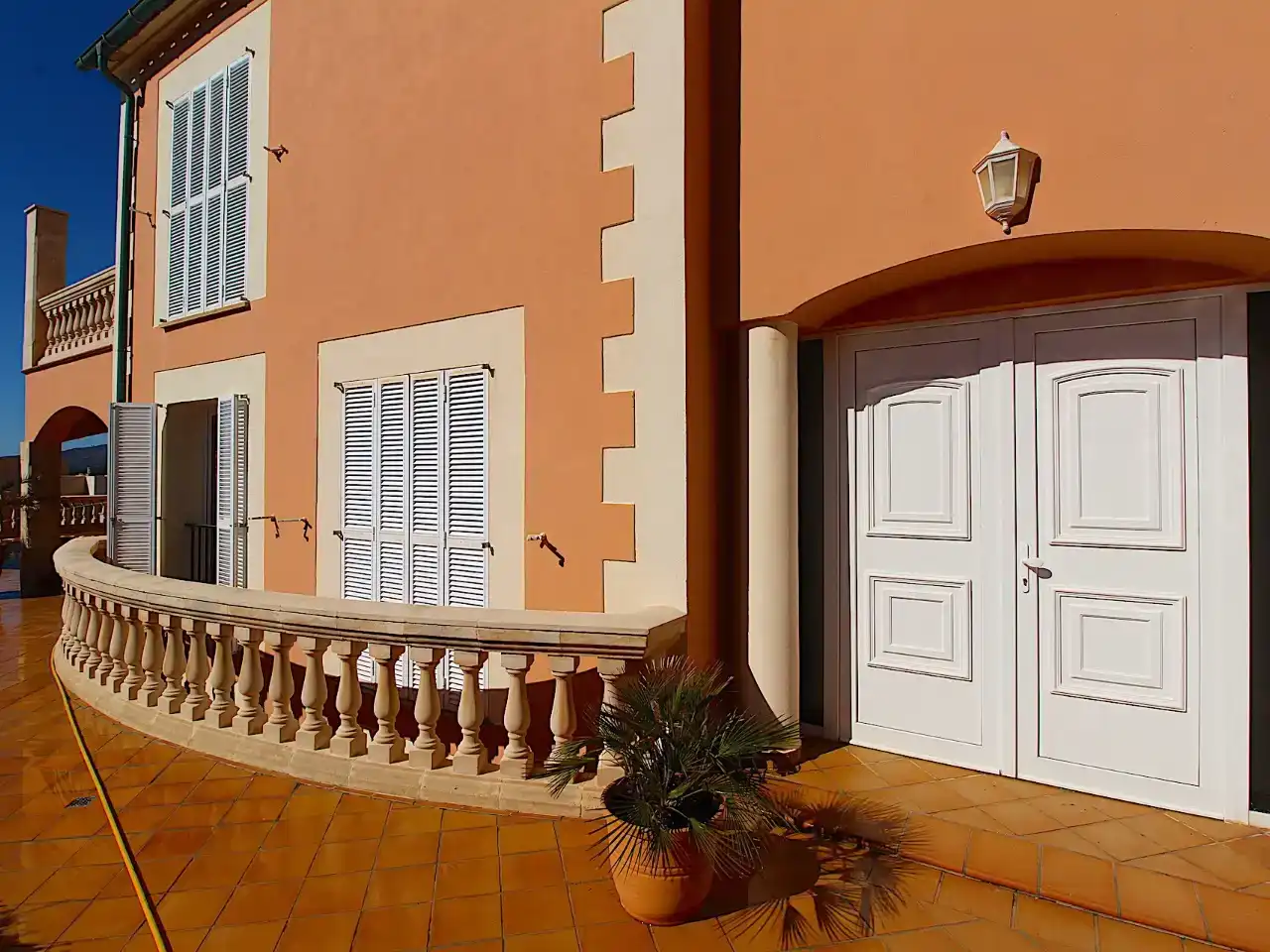 Houses for sale in Capdepera  with Air Conditioner, Swimming Pool and Balcony