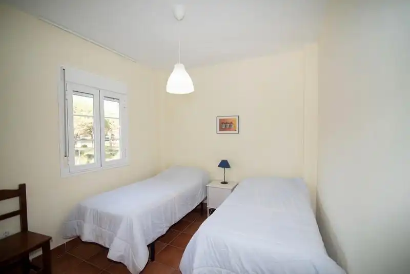 Habitación de Casa o chalet en venta en Chiclana de la Frontera con Aire acondicionado, Jardín privado y Trastero