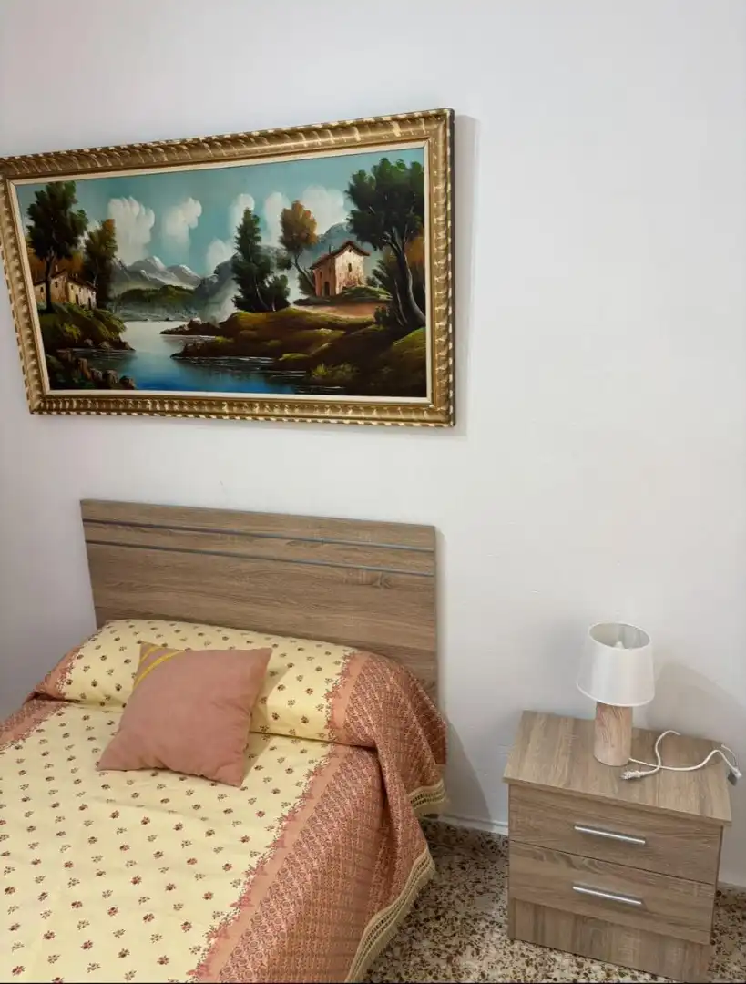 Habitación de Piso en venta en Almería con Aire acondicionado y Balcón