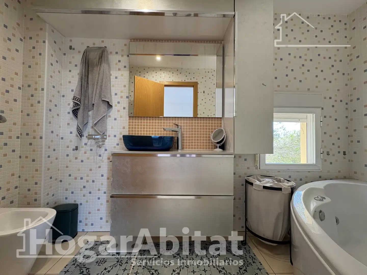 Baño de Casa o chalet en venta en Almiserà con Aire acondicionado, Calefacción y Terraza