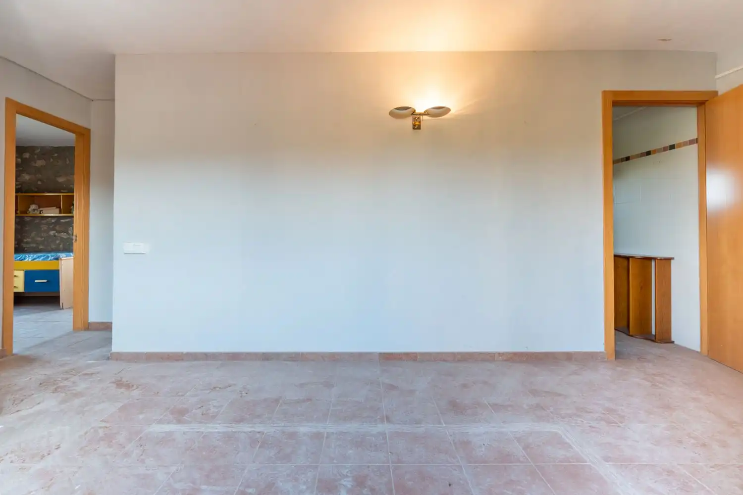 Country house zum Verkauf in Tortosa mit Privatgarten, Terrasse und Abstellraum
