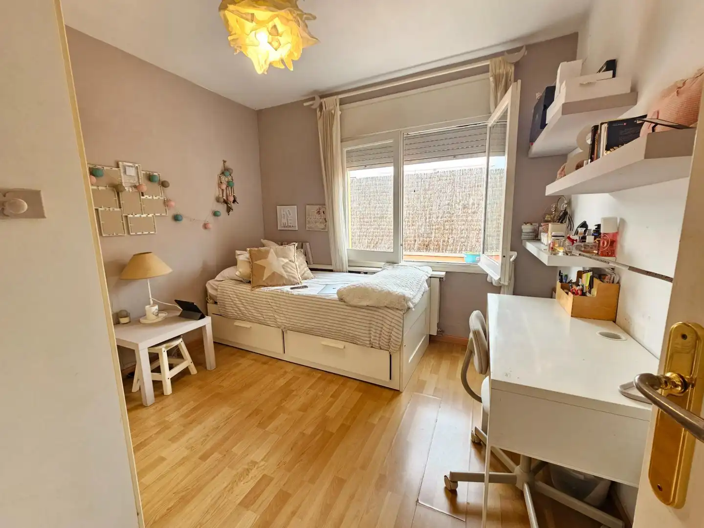 Habitación de Ático en venta en Vilafranca del Penedès con Calefacción, Terraza y Trastero