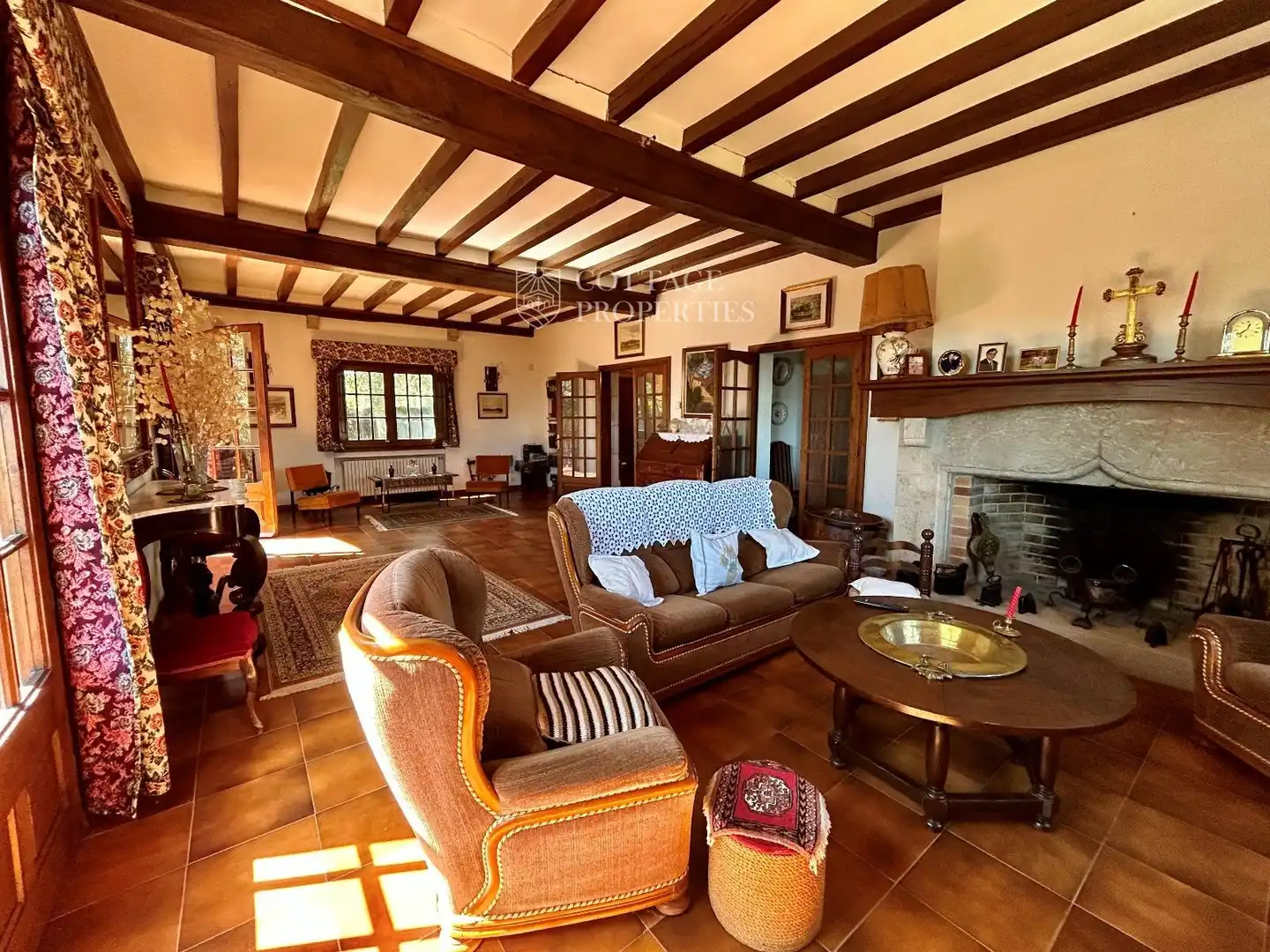 Sala de estar de Finca rústica en venta en Darnius con Calefacción