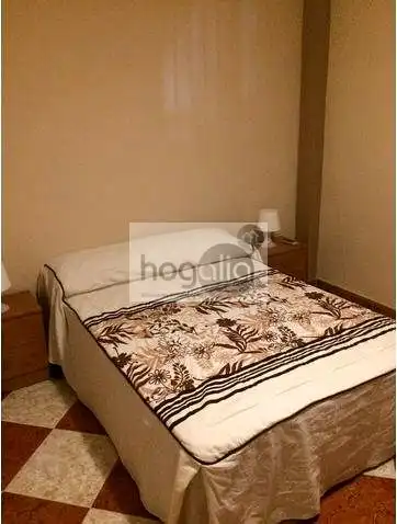Schlafzimmer von Wohnung zur Miete in Sevilla mit Klimaanlage und Möbliert