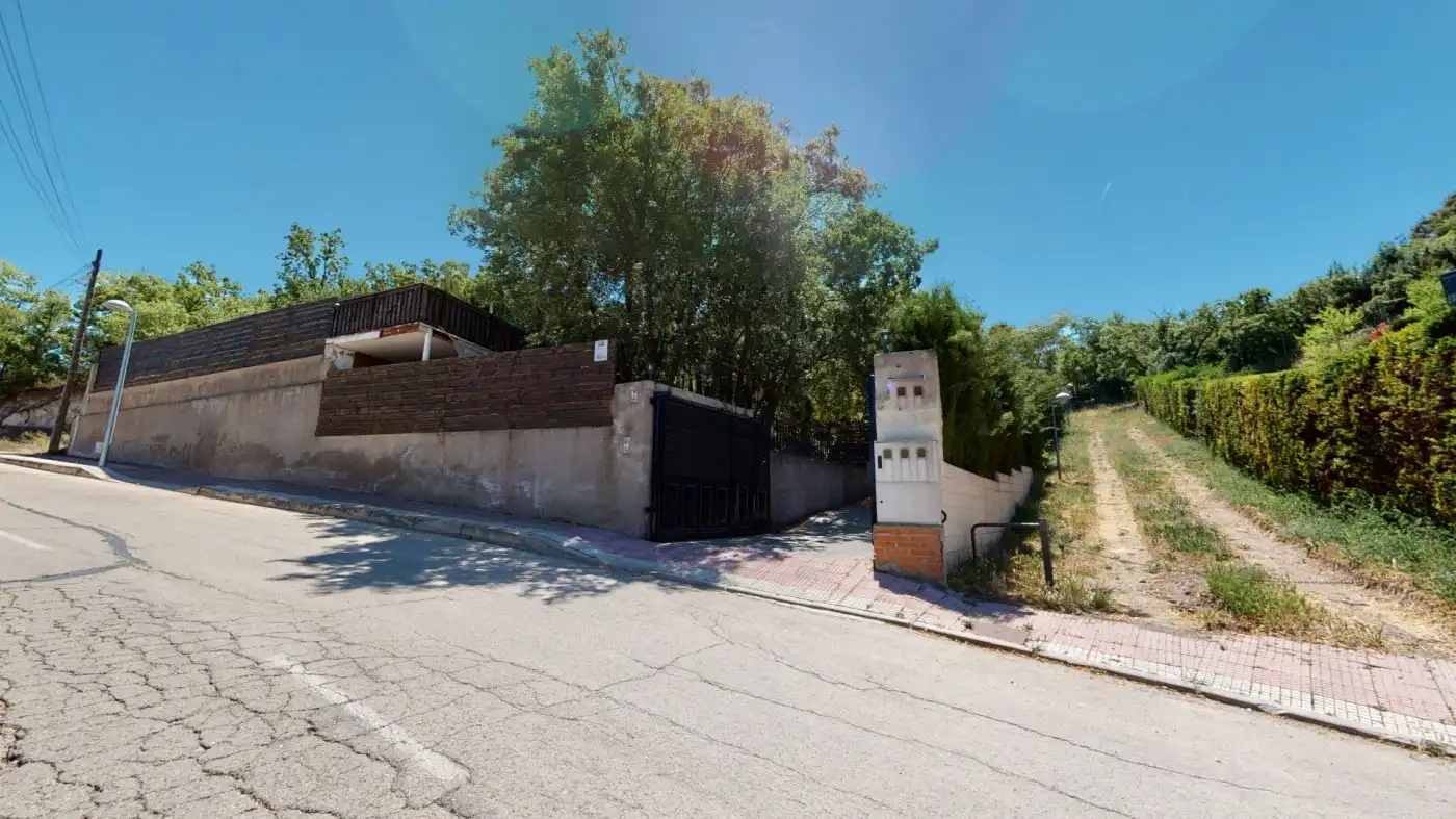 Vista exterior de Casa o chalet en venta en Villalbilla con Calefacción, Jardín privado y Terraza
