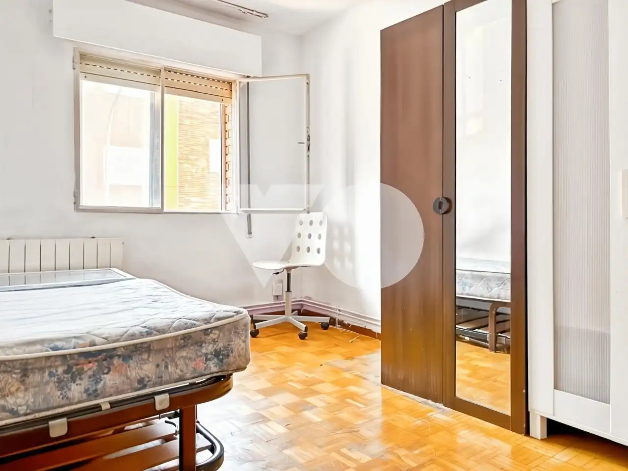 Bedroom of Flat for sale in Madrid  with Heating, Parquet flooring and Terrace