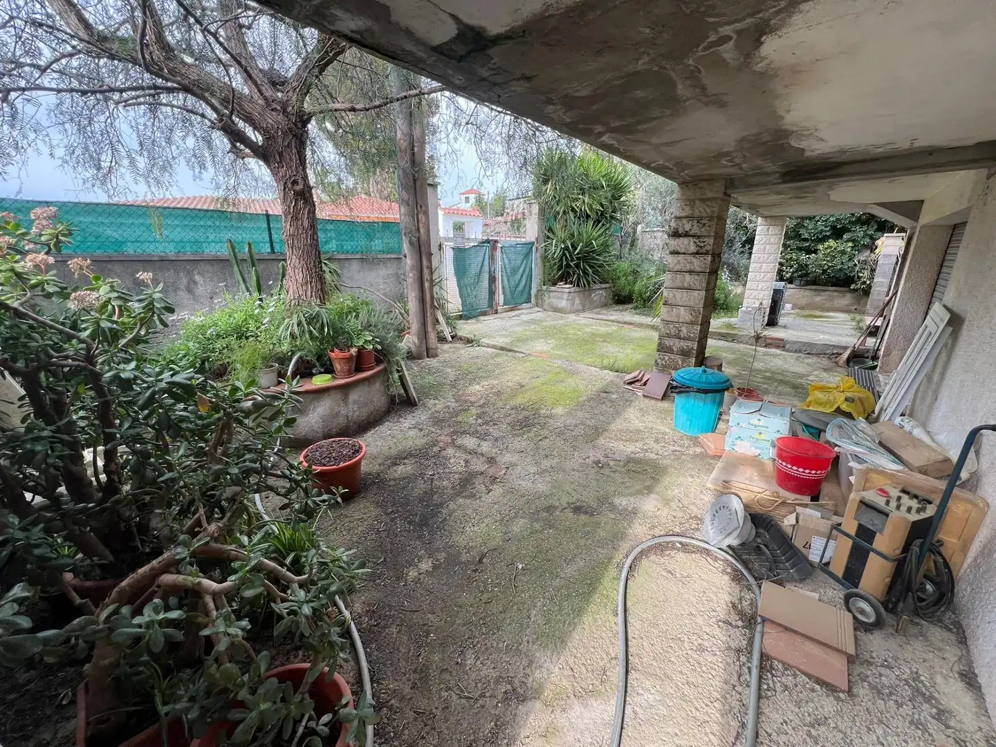 Jardí de Finca rústica en venda en Vilanova i la Geltrú amb Jardí privat, Terrassa i Traster