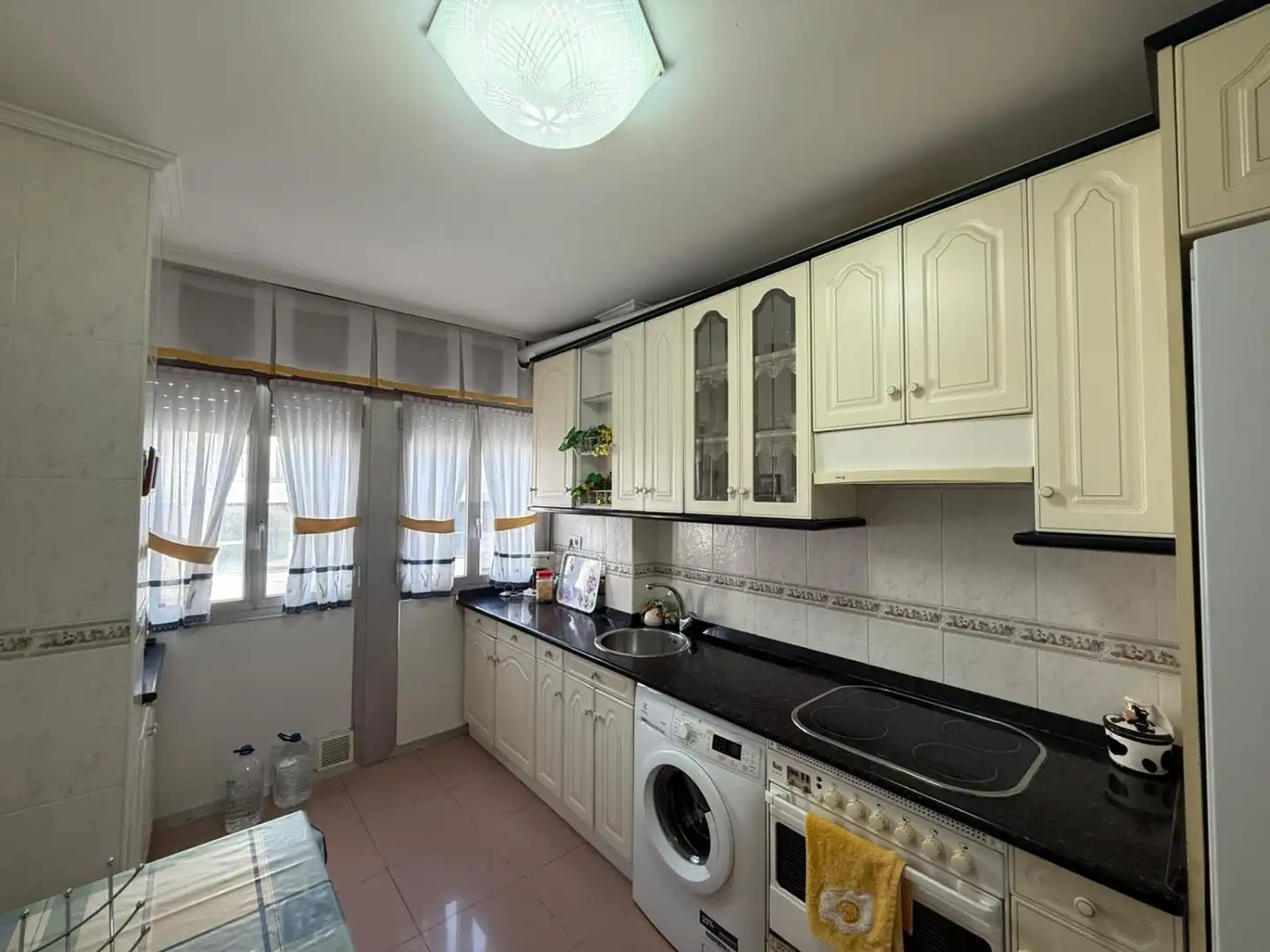 Cocina de Piso en venta en Castro-Urdiales con Calefacción