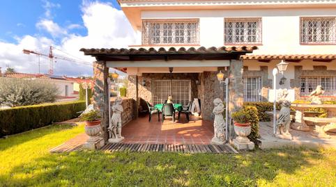 Foto 2 de Casa o chalet en venta en Avinguda Barcelona, Alella, Barcelona