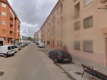 Pis amb balcó en venda a PEREZ GALDOS