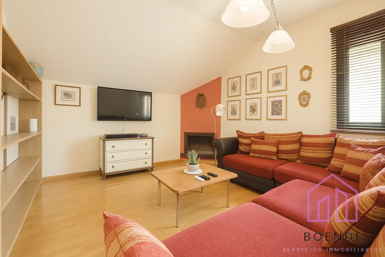 Sala de estar de Casa o chalet en venta en Rivas-Vaciamadrid con Aire acondicionado, Calefacción y Jardín privado