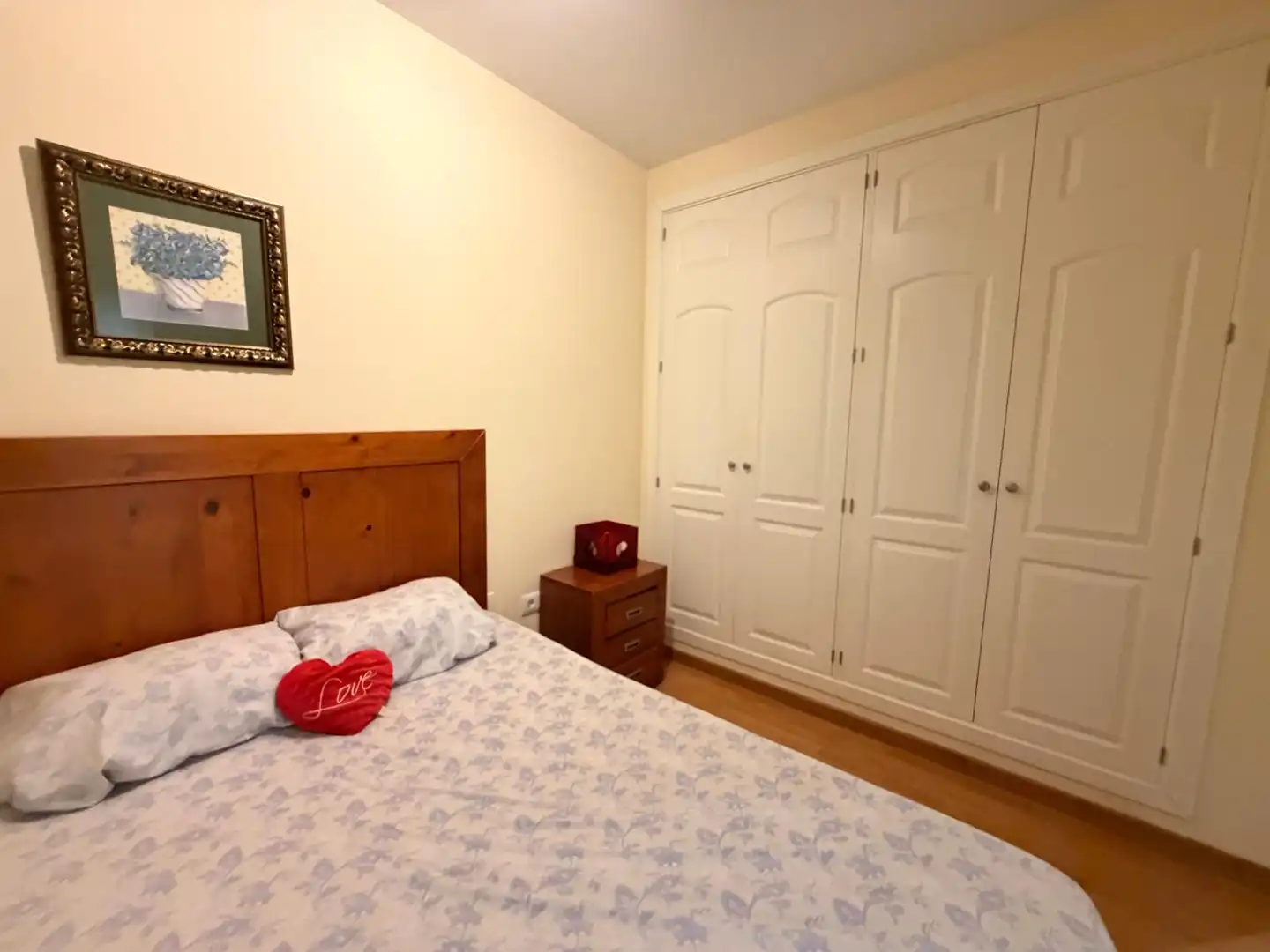 Bedroom of Flat for rent in Huelva  with Air Conditioner, Heating and Parquet flooring