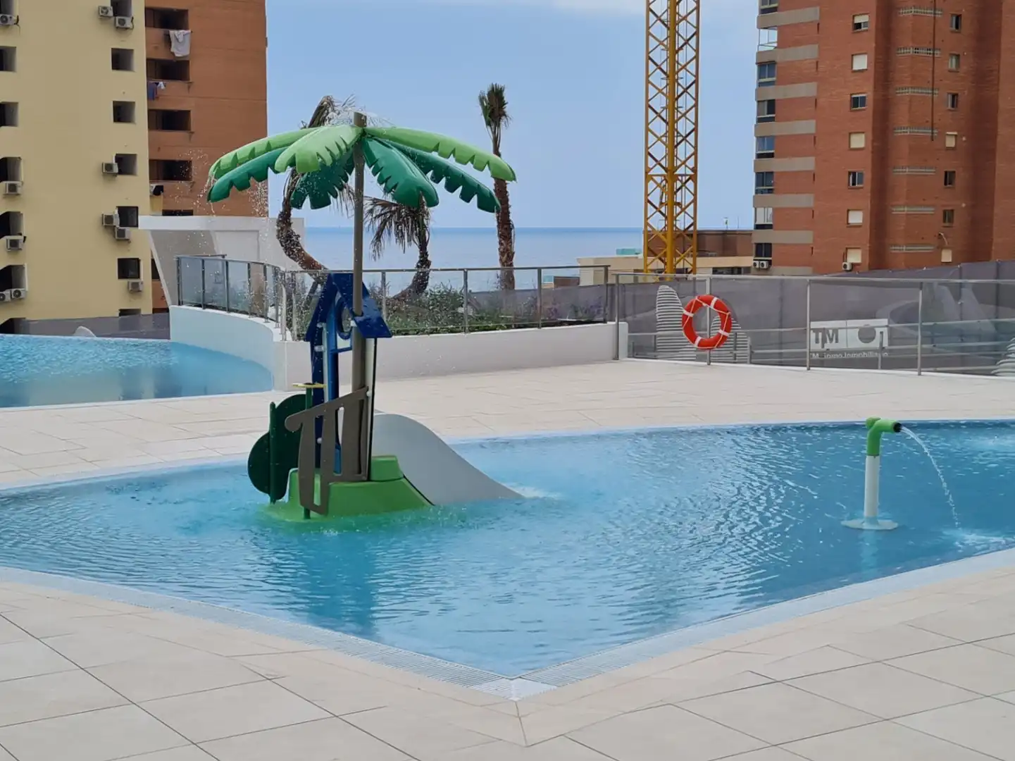 Piscina de Apartamento en venta en Benidorm con Aire acondicionado, Calefacción y Terraza