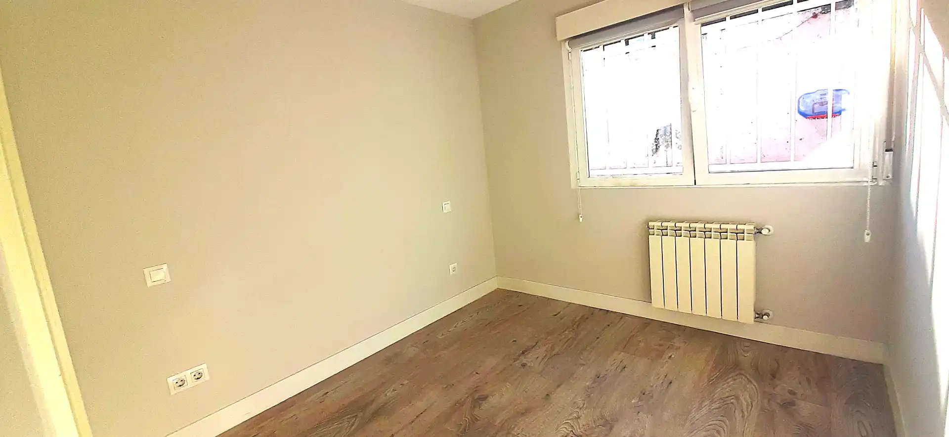 Habitación de Apartamento de alquiler en Pozuelo de Alarcón con Aire acondicionado, Calefacción y Horno