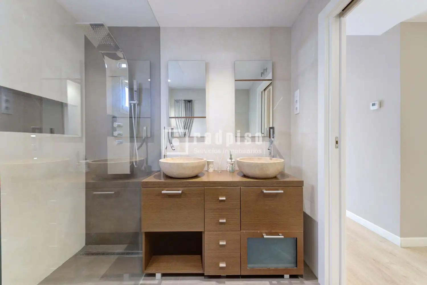 Baño de Piso en venta en Boadilla del Monte con Aire acondicionado, Calefacción y Terraza