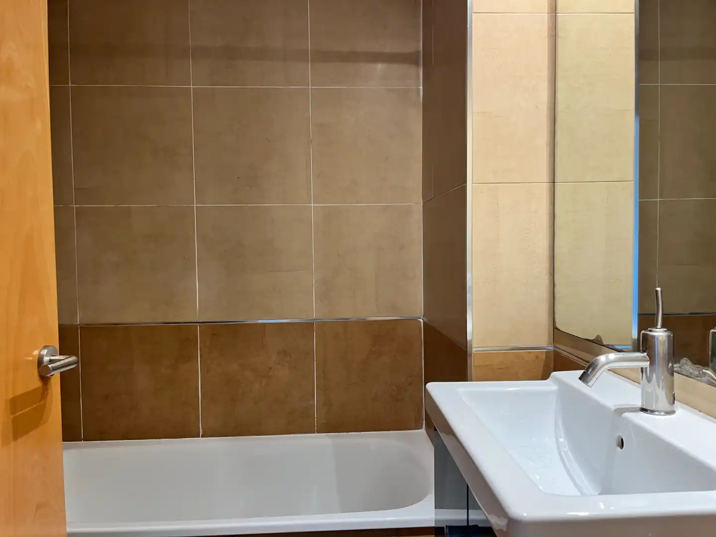 Piso de alquiler en Girona, Girona
