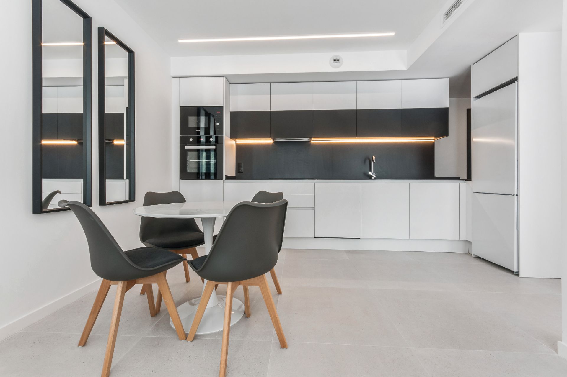 Kitchen of Flat to rent in  Barcelona Capital  with Terrace, Furnished and Oven