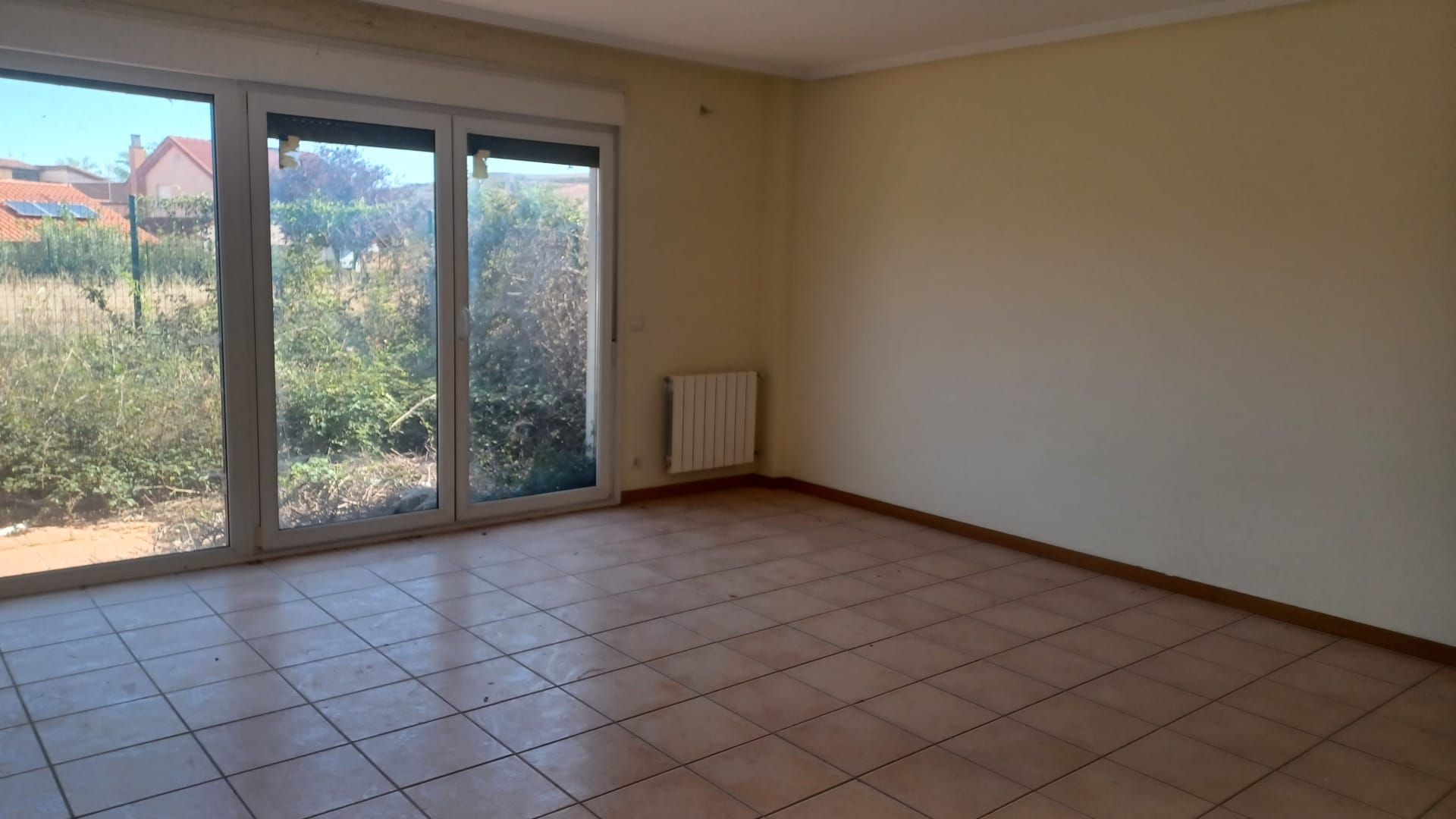 Casa adosada en venda a C/ Encinas , Ochánduri