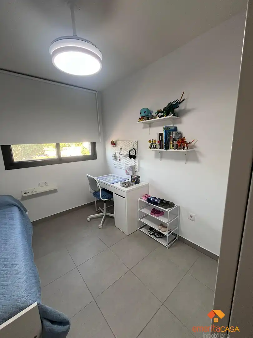 Schlafzimmer von Wohnung zum Verkauf in Cáceres mit Klimaanlage