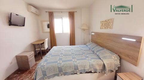 Foto 2 de Apartamento de alquiler en Calle Gran Capitán, Centro - Sagrario,  Granada Capital