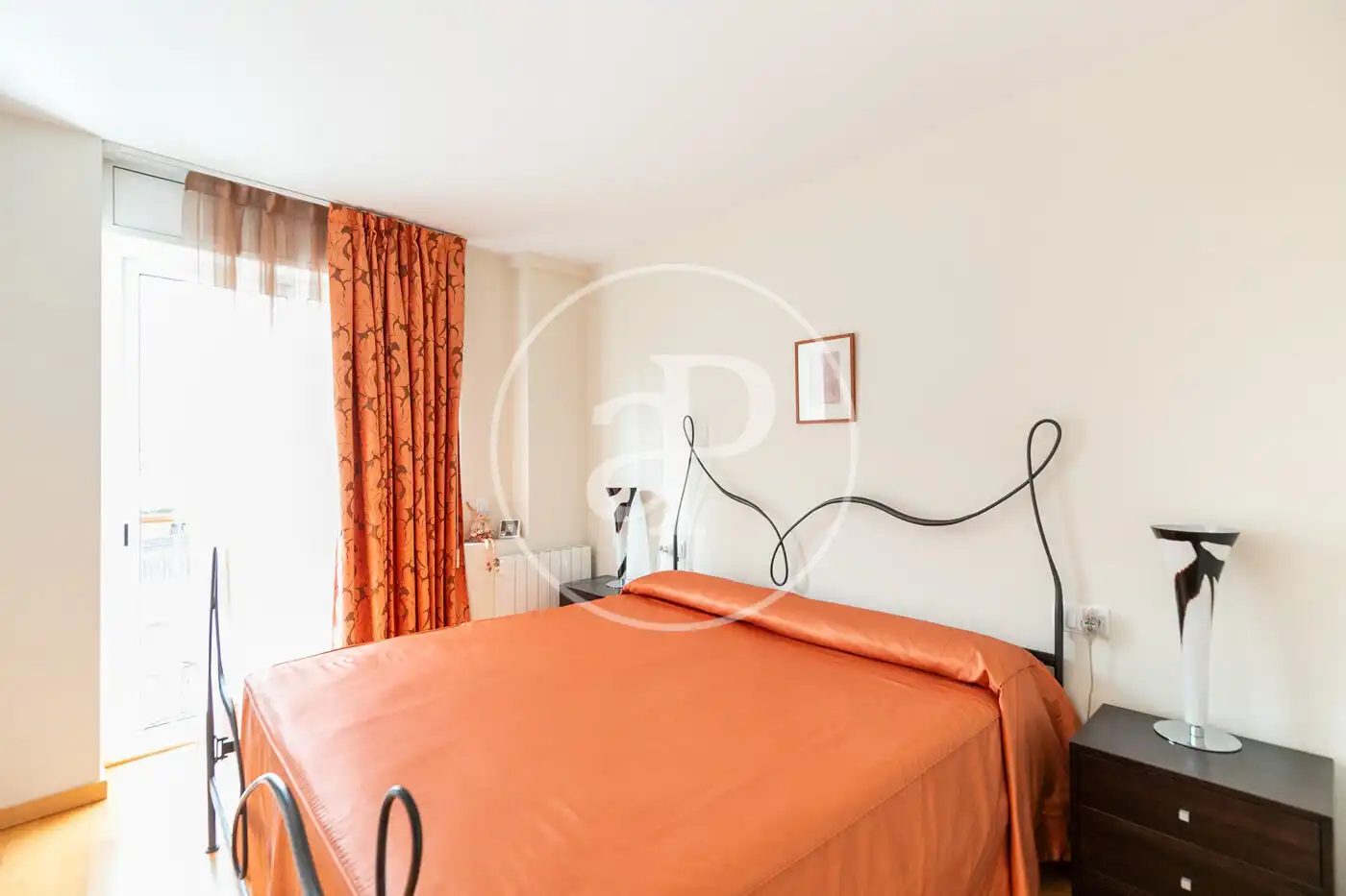 Schlafzimmer von Maisonette zum Verkauf in Barcelona mit Klimaanlage, Heizung und Terrasse