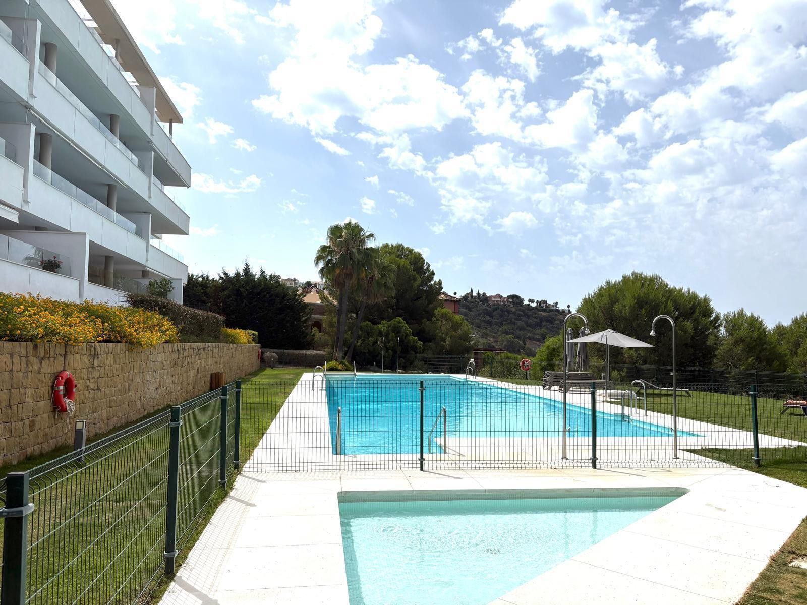 Swimming pool of Planta baja to rent in Benahavís  with Air Conditioner, Terrace and Swimming Pool