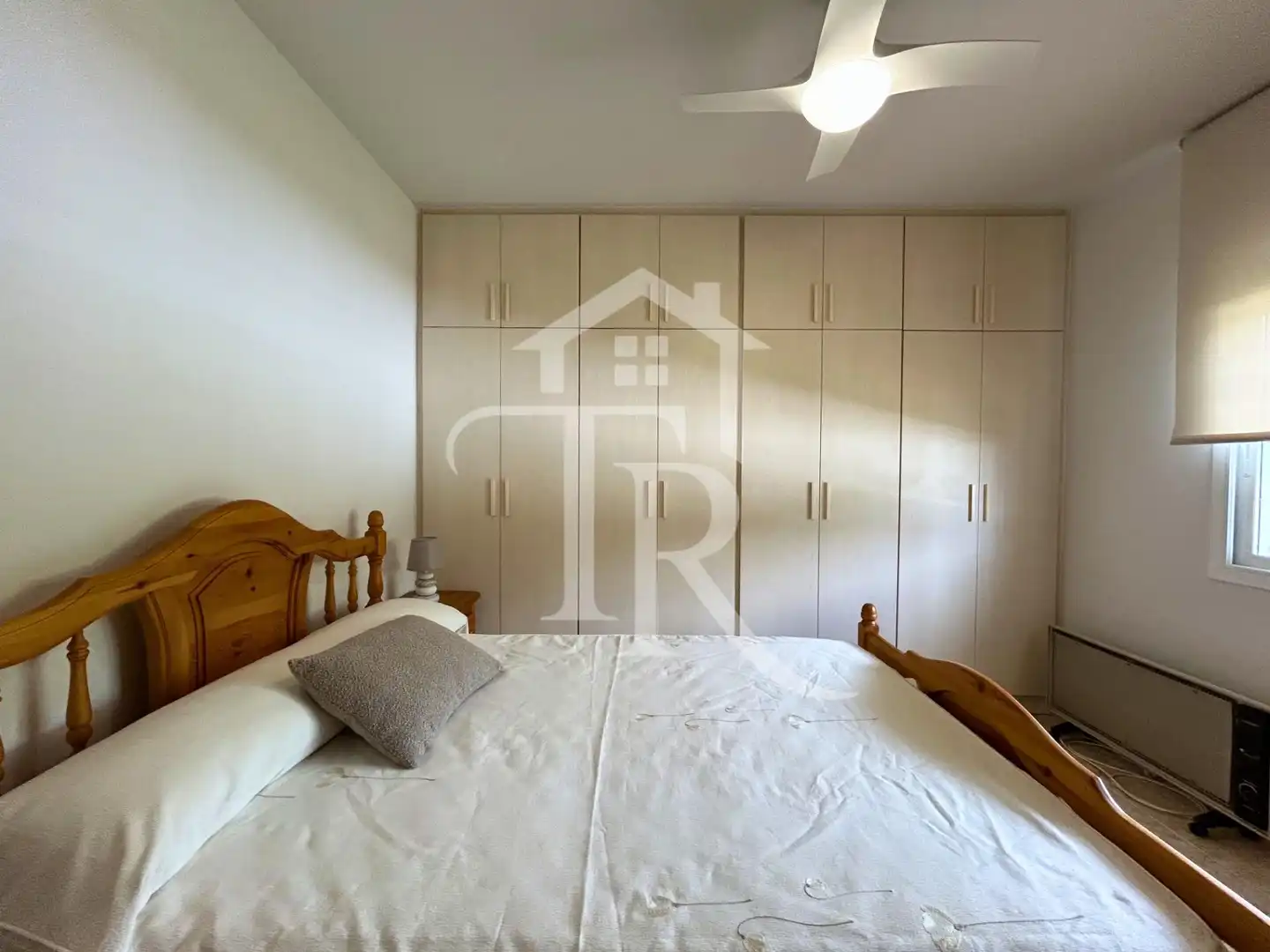Bedroom of Houses for rent in Roda de Berà  with Private garden, Swimming Pool and Furnished