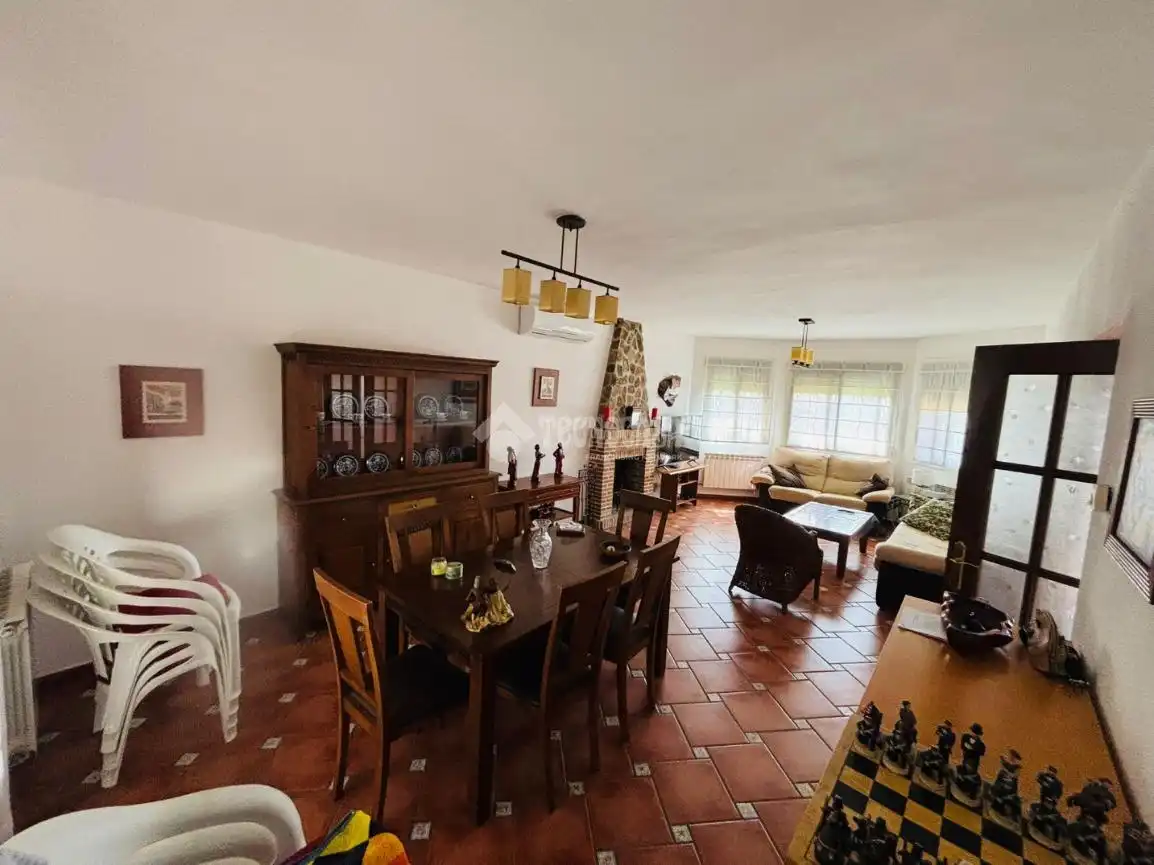 Esszimmer von Haus oder Chalet zum Verkauf in Escalona mit Klimaanlage und Heizung