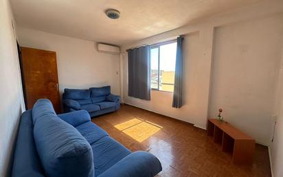 Living room of Flat for sale in  Valencia Capital  with Air Conditioner