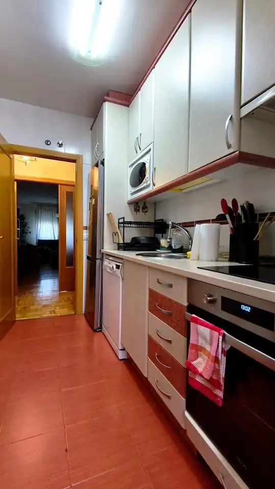 Cuina de Planta baixa de lloguer en Madrid amb Aire condicionat, Calefacció i Parquet