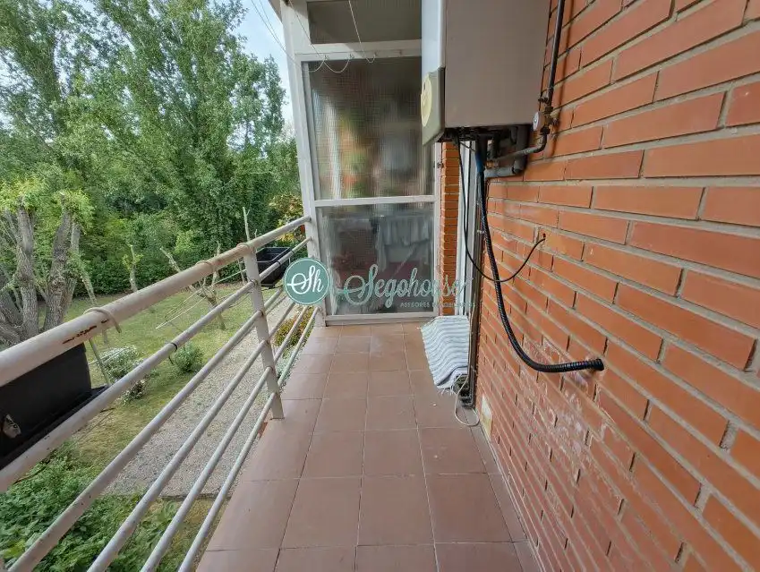 Terraza de Piso en venta en Segovia con Calefacción y Terraza