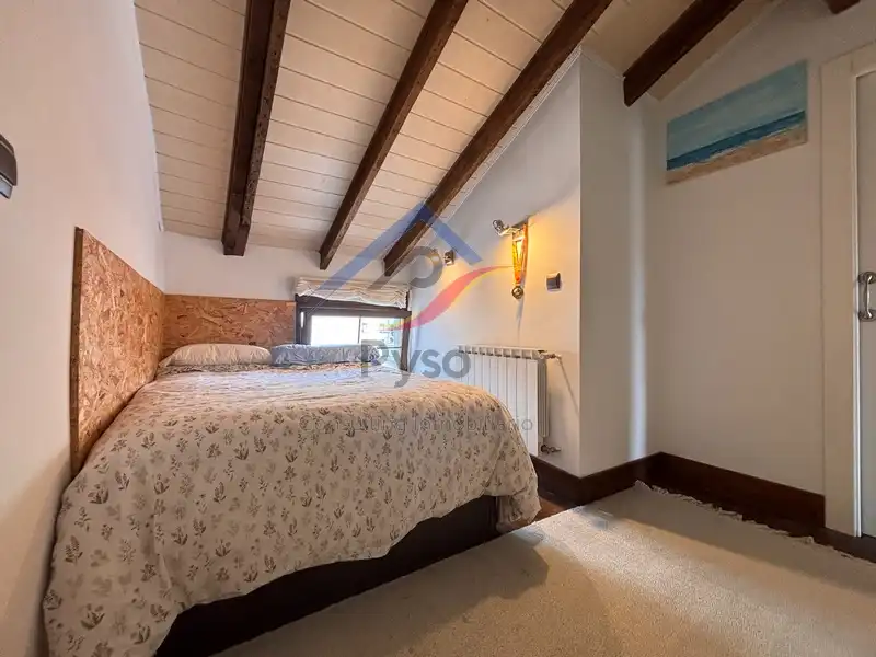 Habitación de Ático de alquiler en Santander con Calefacción, Amueblado y Horno