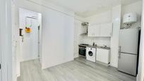 Kitchen of Flat for sale in  Barcelona Capital  with Air Conditioner, Heating and Oven