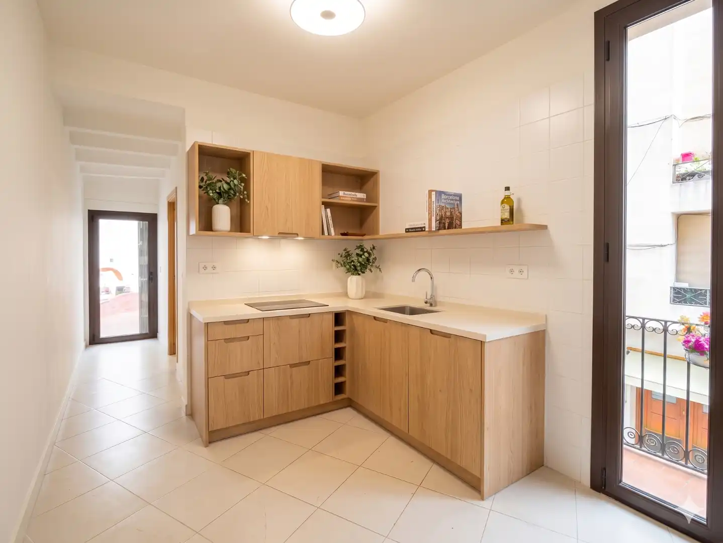Kitchen of Flat for sale in Barcelona  with Parquet flooring, Terrace and Balcony