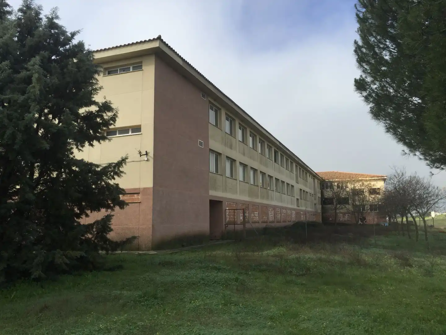 Edificio en venta en Estación Arroyo Malpartida