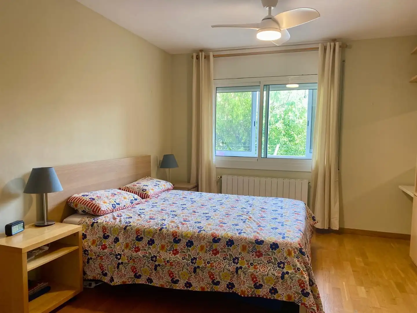 Habitación de Apartamento de alquiler en Centre