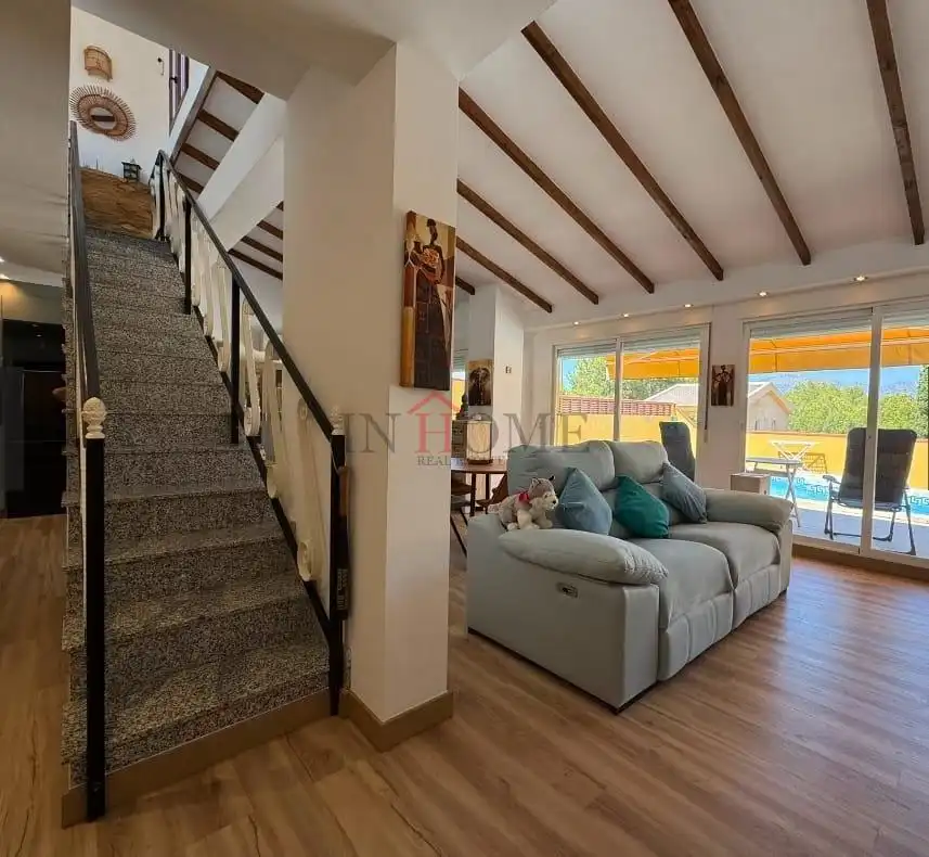 Living room of Houses for sale in La Nucia  with Air Conditioner, Terrace and Swimming Pool