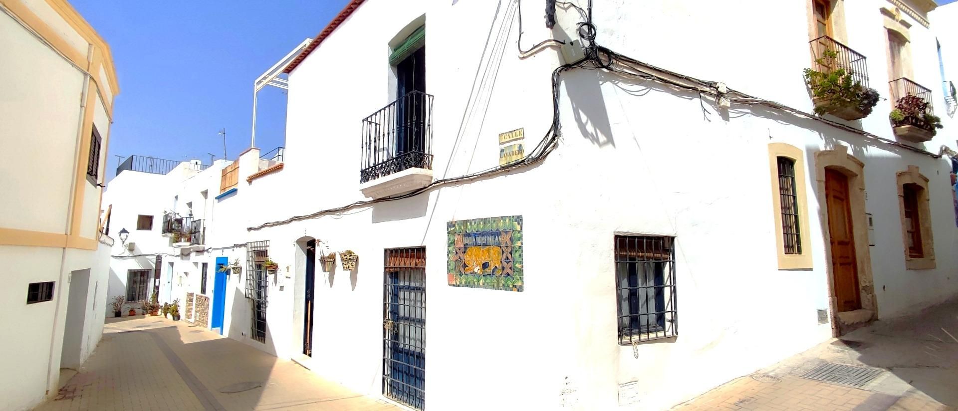 Vista exterior de Casa o chalet en venta en Níjar con Aire acondicionado, Calefacción y Terraza