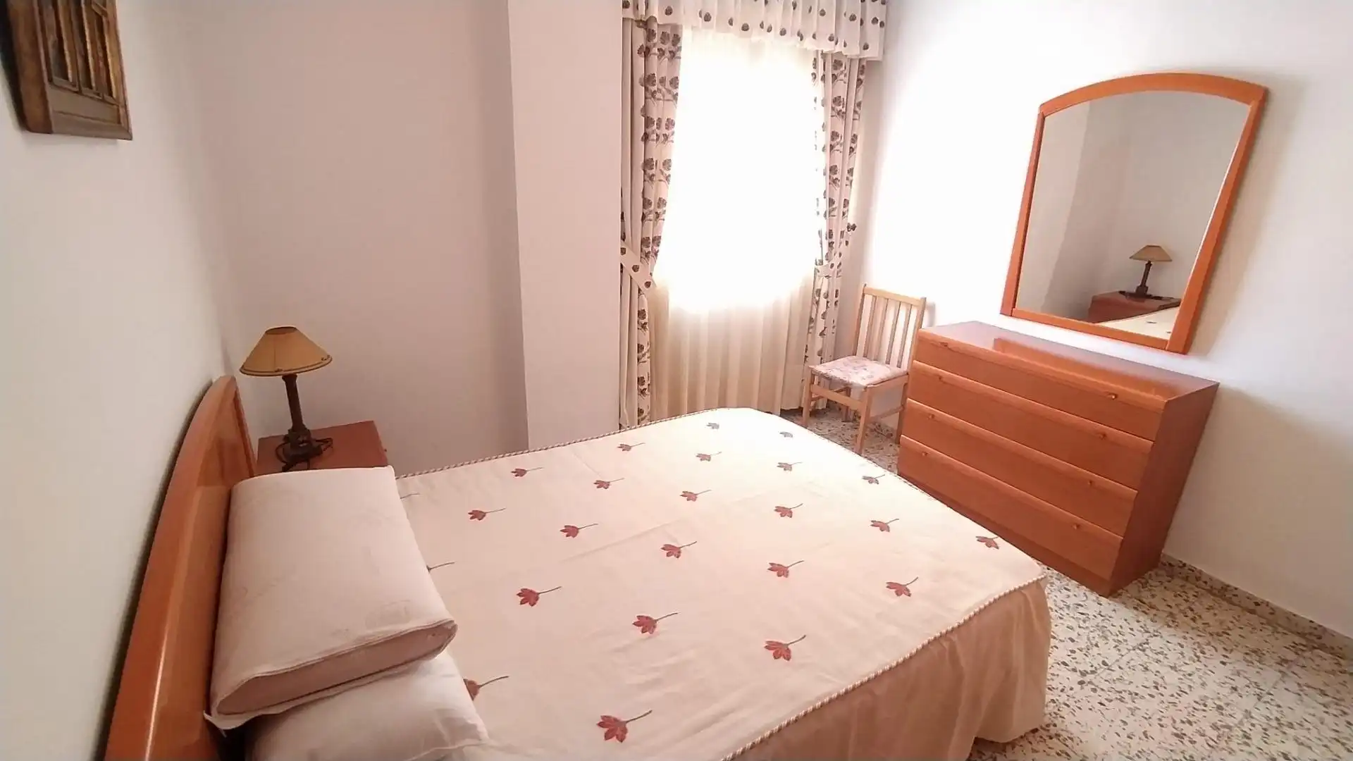 Dormitori de Pis en venda en Málaga amb Aire condicionat, Jardí privat i Terrassa