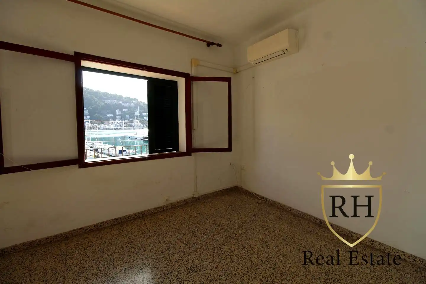 Flat for sale in Sóller  with Air Conditioner and Balcony