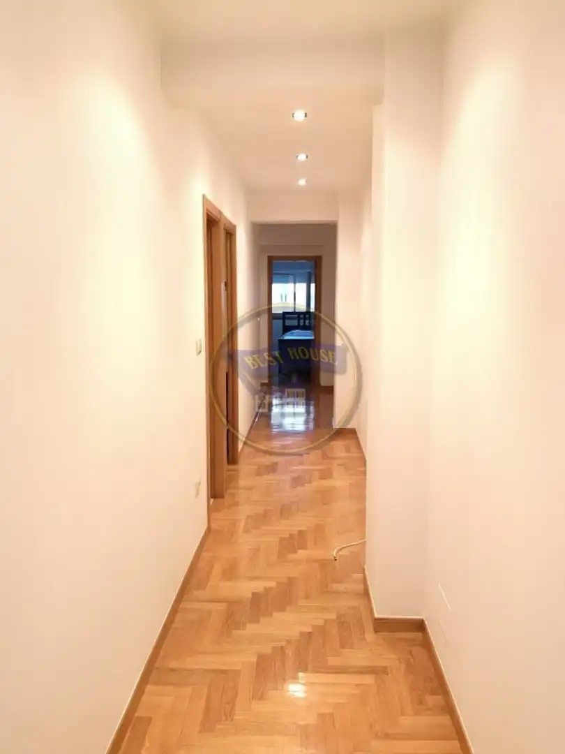 Flat for rent in Vigo   with Heating, Parquet flooring and Furnished