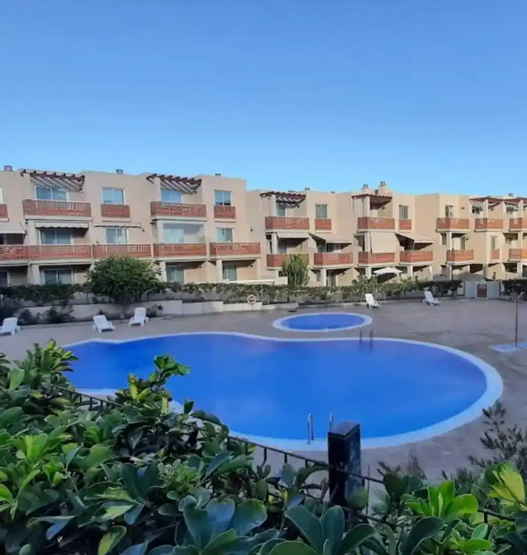 Vista exterior de Dúplex en venda en Granadilla de Abona amb Piscina i Balcó