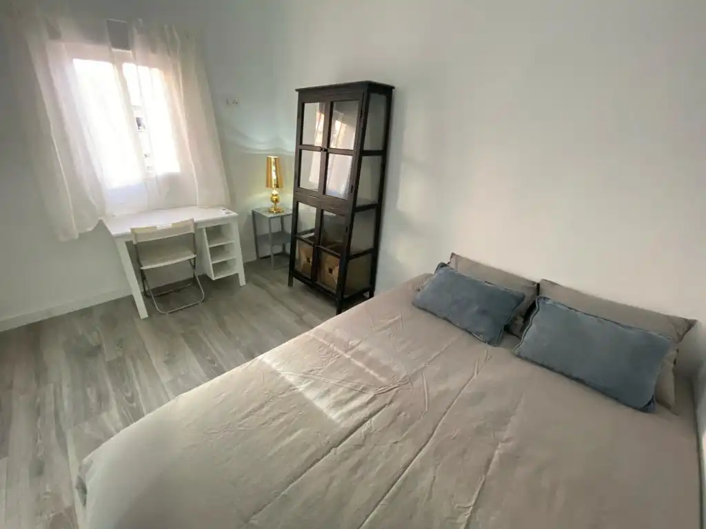 Bedroom of Flat for rent in Madrid  with Heating, Furnished and Oven
