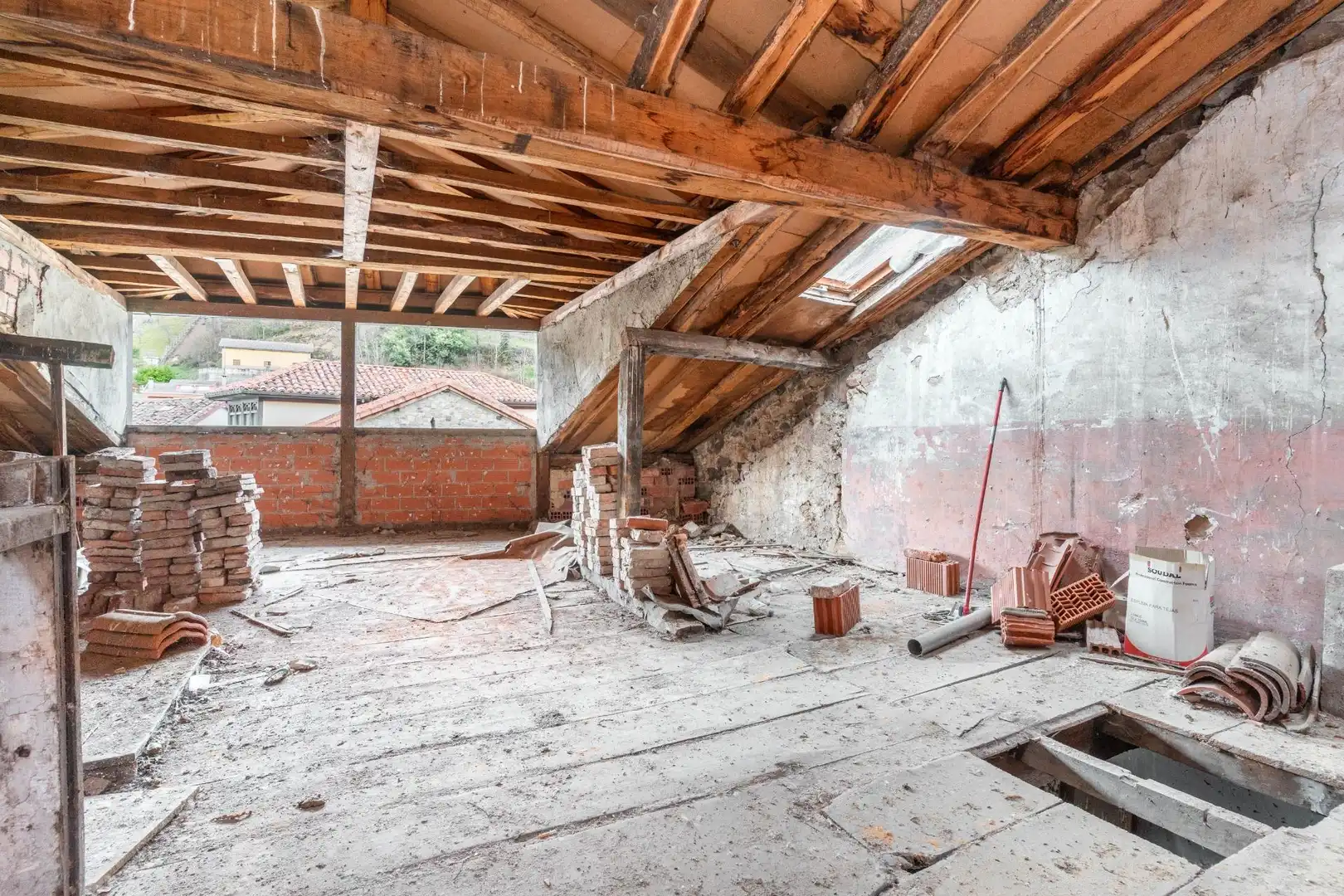 Casa o xalet en venda en Sobrescobio amb Jardí privat