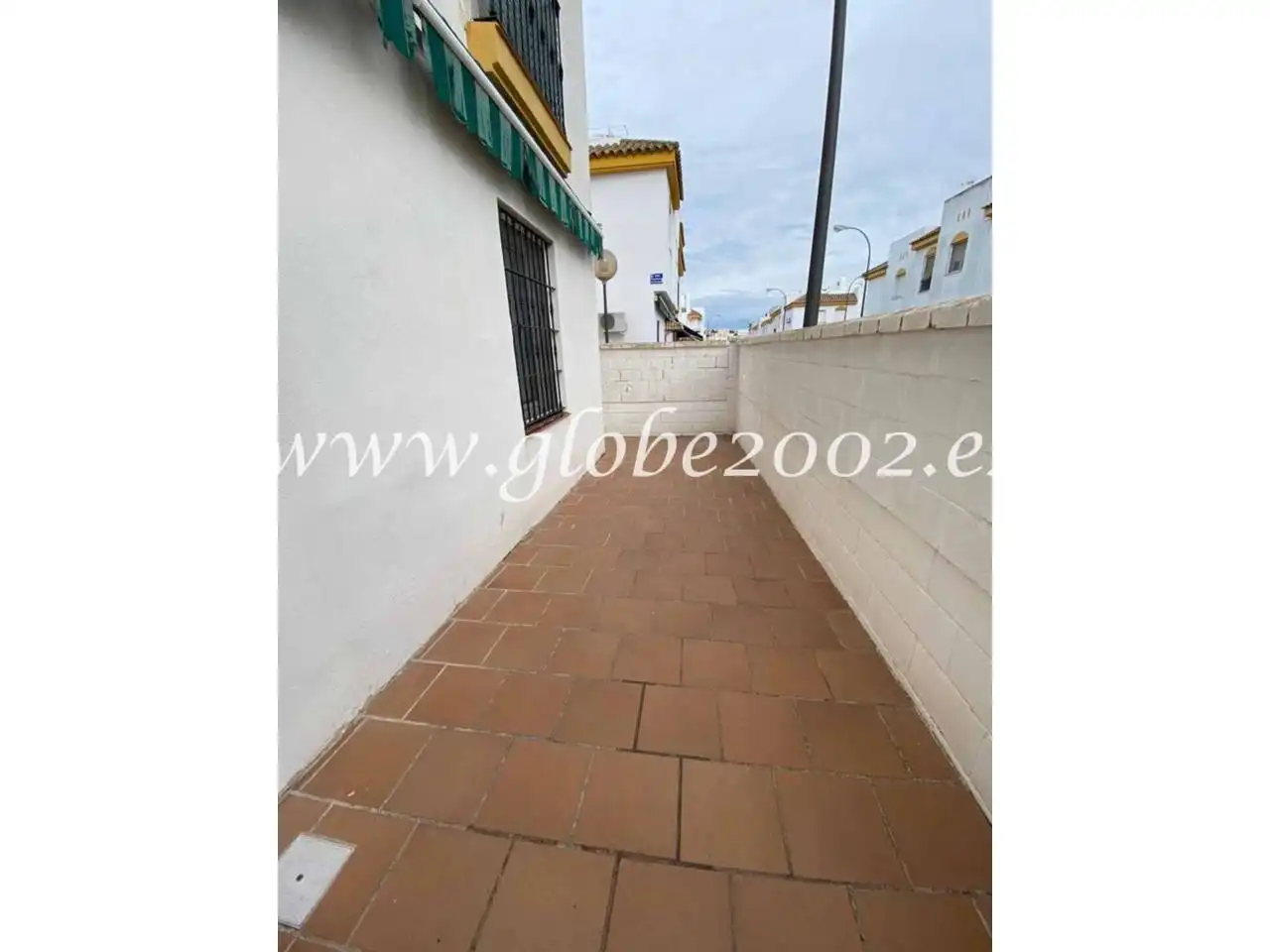 Vista exterior de Casa adosada de alquiler en San Fernando con Aire acondicionado, Terraza y Amueblado