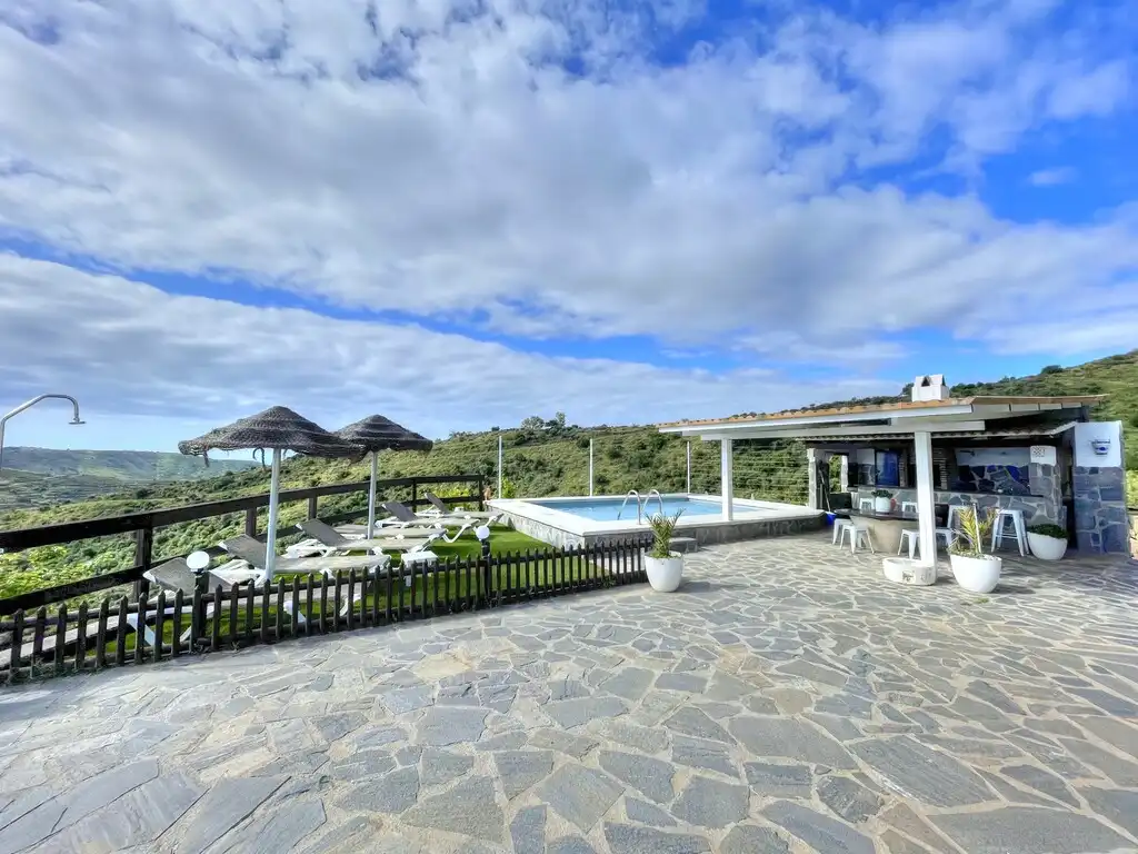 Casa rústica con piscina en venta en El Borge, imagen 2