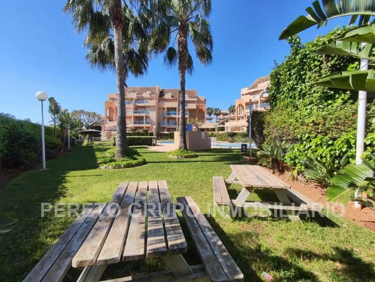 Appartement compact avec piscine à vendre à Las Marinas / Les Marines, imagen 2