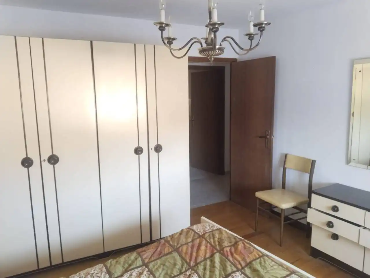 Habitación de Casa adosada en venta en Susinos del Páramo con Calefacción, Terraza y Amueblado